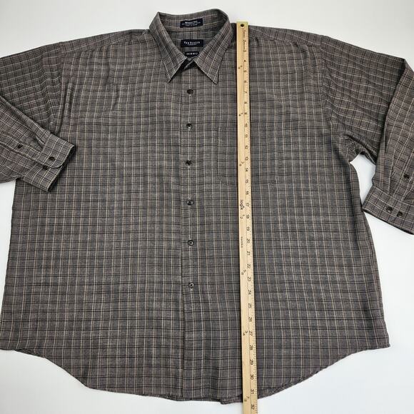 Van Heusen Button-Up Shirt Mens XXl 18-18.5 Wrinkle Free Plaid Brown Lightweight - Picture 4 of 6
